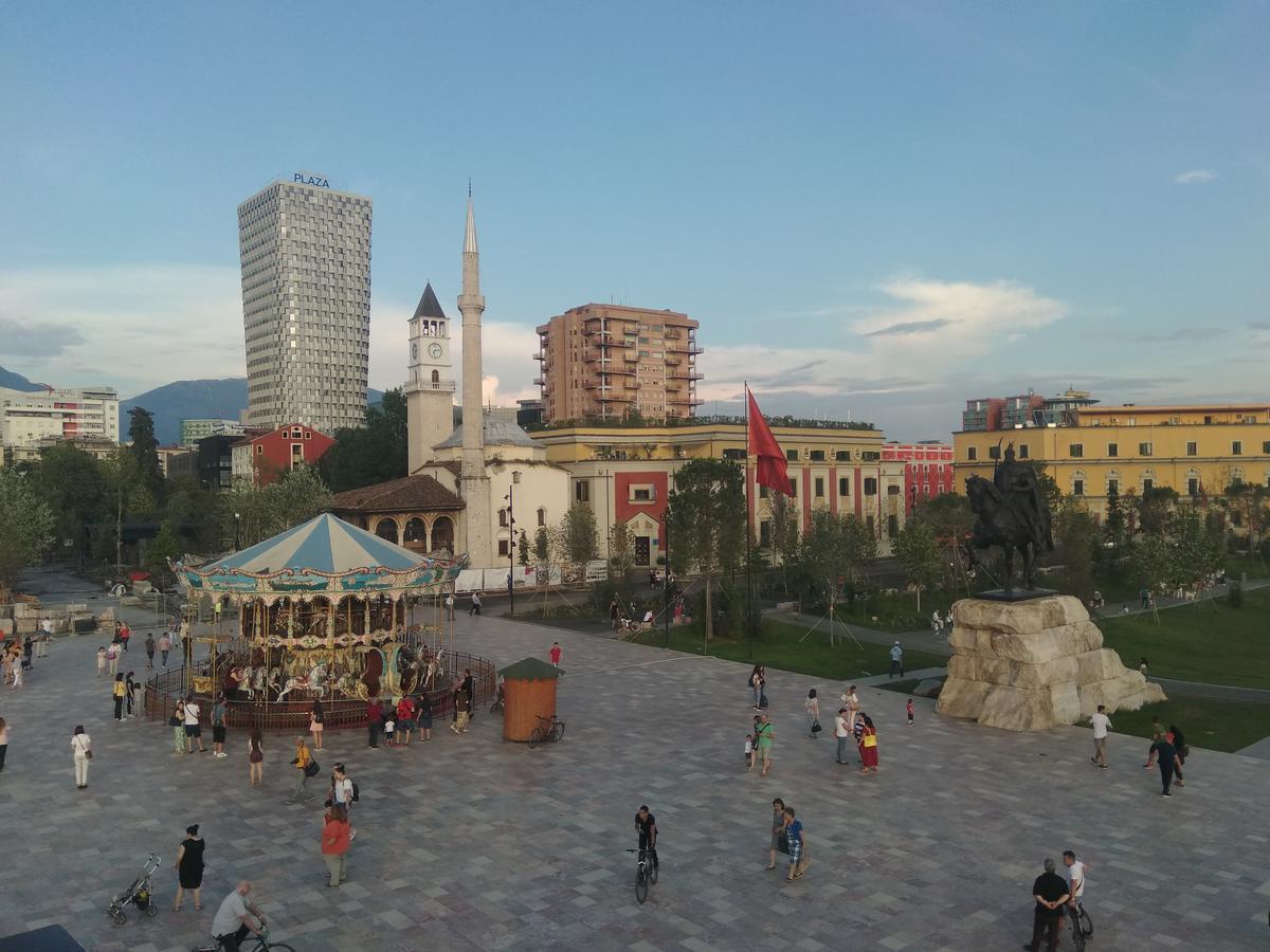 Tirana City Center Apartment Ngoại thất bức ảnh